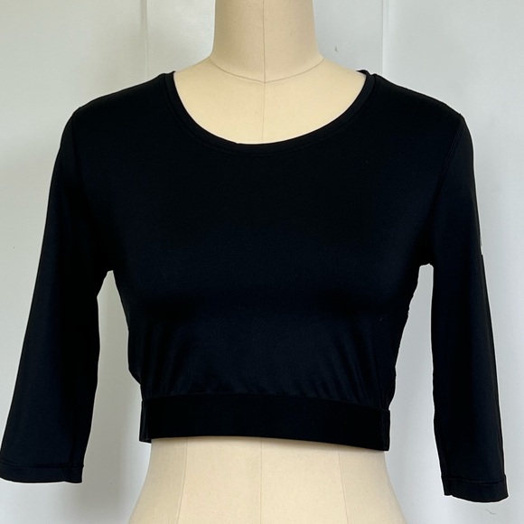 Nike Women's Crop Top - Picture 1 of 3